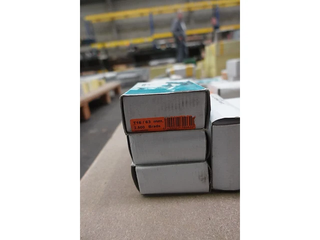 Pallet diverse schroeven & nagels - afbeelding 14 van  19