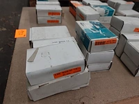 Pallet diverse schroeven & nagels - afbeelding 15 van  19