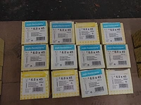 Pallet diverse schroeven - afbeelding 16 van  18