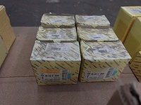 Pallet diverse schroeven - afbeelding 18 van  18