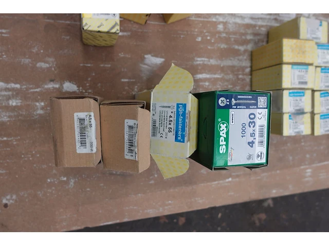 Pallet diverse schroeven - afbeelding 13 van  18