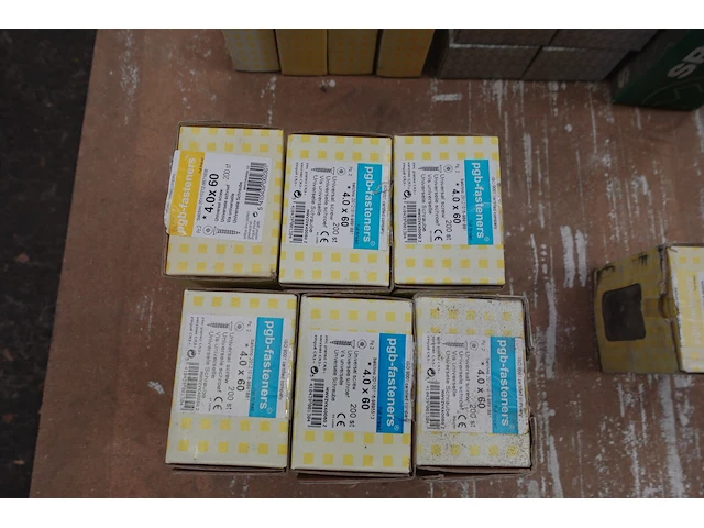 Pallet diverse schroeven - afbeelding 17 van  18