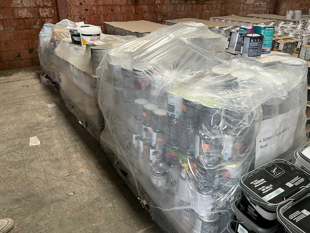 Pallet diverse soorten verf (3x) - afbeelding 1 van  4