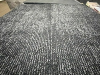 Pallet diverse tapijttegels - afbeelding 2 van  3