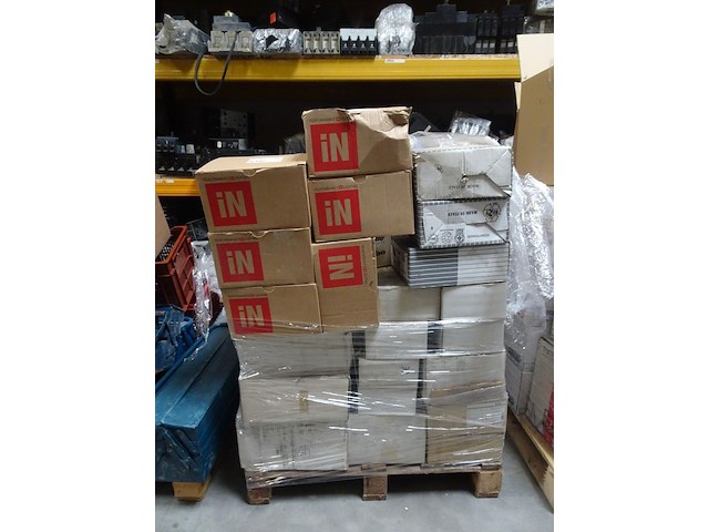 Pallet diverse verlichting - afbeelding 1 van  10
