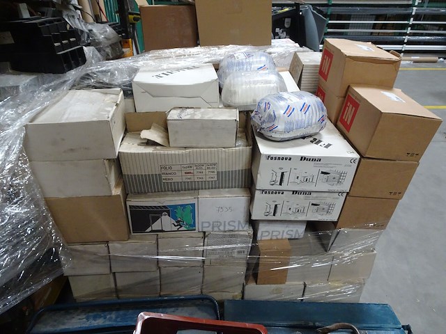 Pallet diverse verlichting - afbeelding 3 van  10