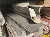 Pallet diverse vloertegels - afbeelding 2 van  7