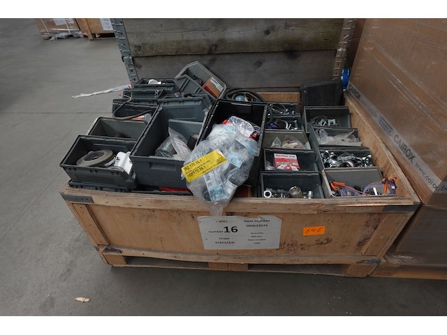 Pallet diversen - afbeelding 1 van  6
