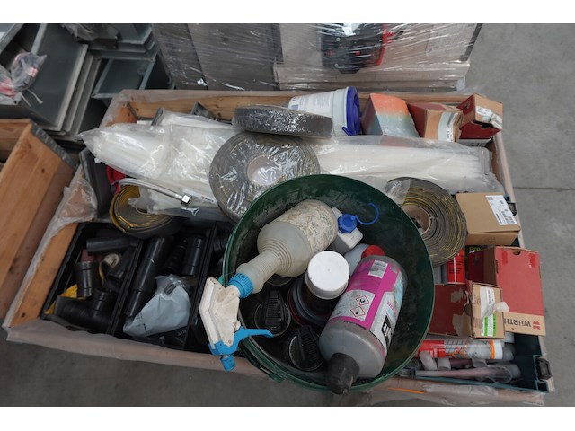 Pallet diversen - afbeelding 3 van  5
