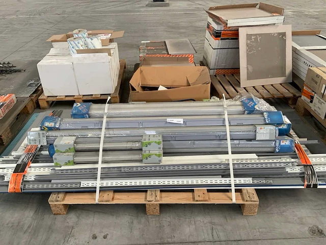 Pallet diversen - afbeelding 2 van  11