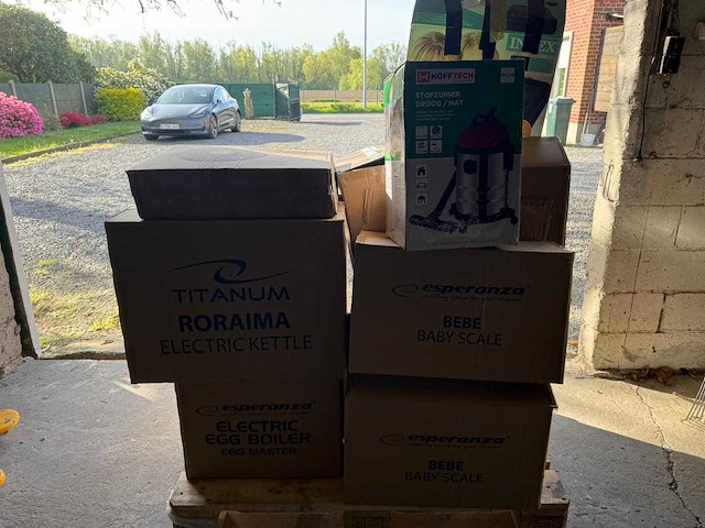 Pallet elektronica & huishoudtoestellen – retour & overstock – retailwaarde €500 - €1000 - afbeelding 4 van  5