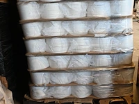 Pallet garen - afbeelding 1 van  2