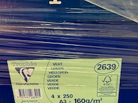 Pallet gekleurd papier - afbeelding 3 van  4