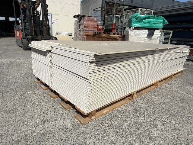 Pallet gipsplaten - afbeelding 5 van  5