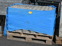 Pallet grasdallen - afbeelding 1 van  2