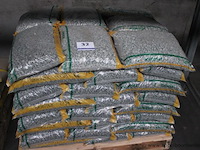 Pallet gravier lommat - afbeelding 1 van  2