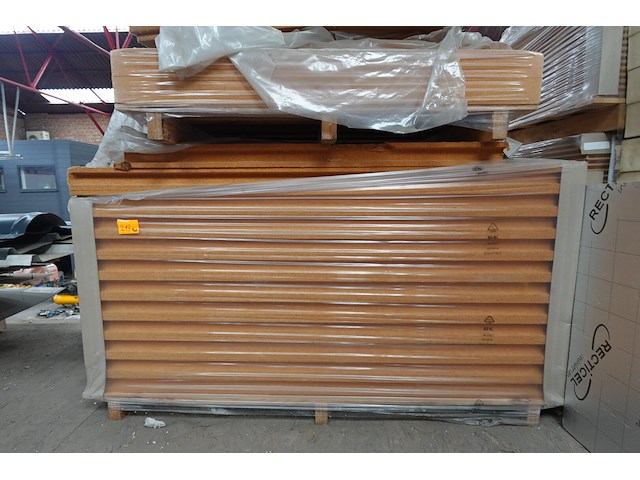 Pallet gutex platen - afbeelding 1 van  1