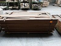 Pallet houten deurlijsten