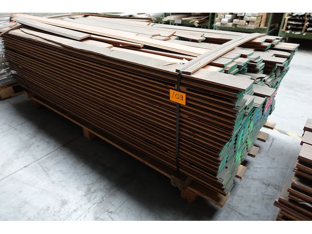 Pallet houten deurlijsten - afbeelding 3 van  4
