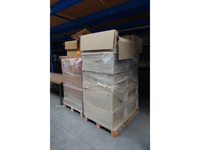 Pallet houten lades + pallet bubbelfolie - afbeelding 2 van  4