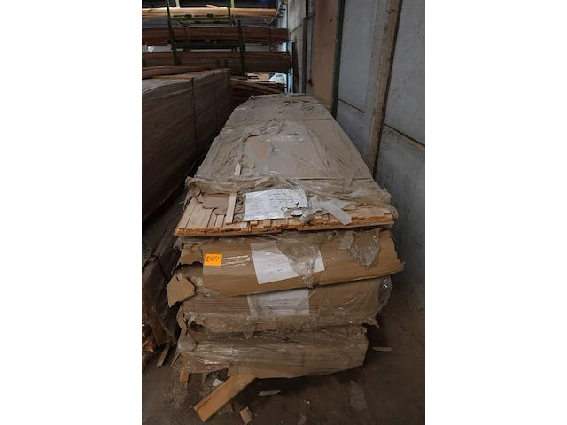 Pallet houten latten - afbeelding 1 van  7