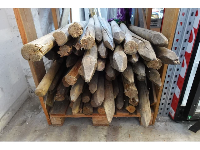 Pallet houten weidepalen - afbeelding 3 van  4