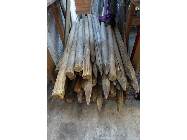 Pallet houten weidepalen - afbeelding 4 van  4