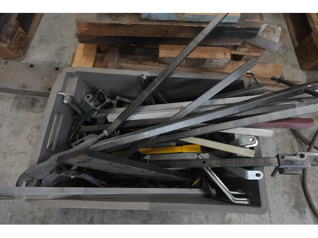 Pallet ijzerwaren - afbeelding 4 van  6