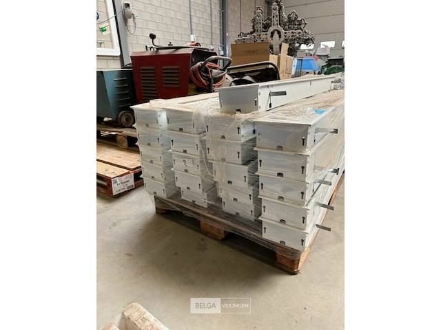 Pallet inbouw lichtarmaturen l120 cm - afbeelding 3 van  3