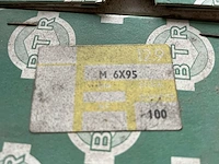 Pallet industriële bouten - afbeelding 2 van  5