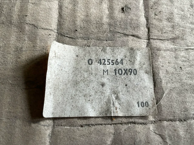 Pallet industriële bouten - afbeelding 3 van  7