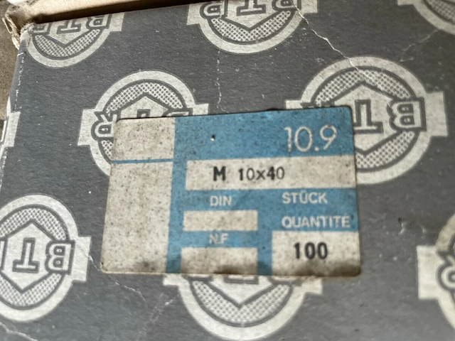 Pallet industriële bouten - afbeelding 6 van  6