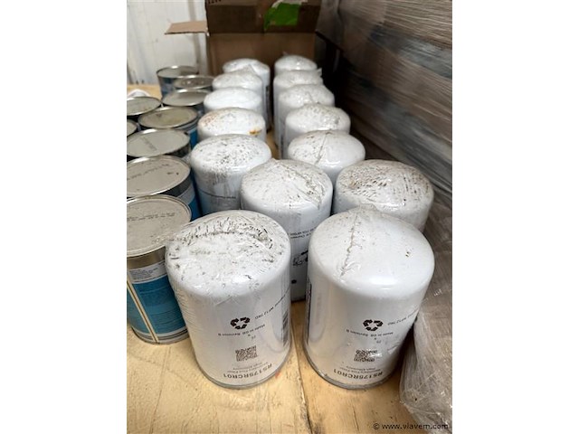 Pallet, inh. partij div. olie enz. - afbeelding 3 van  3