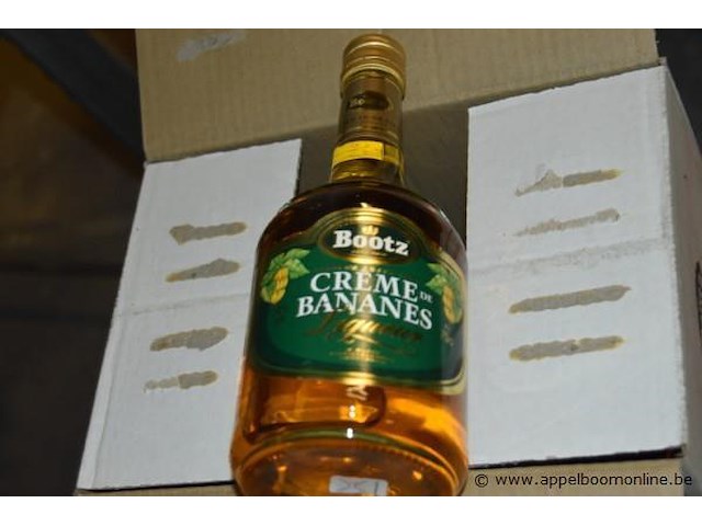 Pallet inhoudend diverse dranken wo. martini - afbeelding 3 van  3