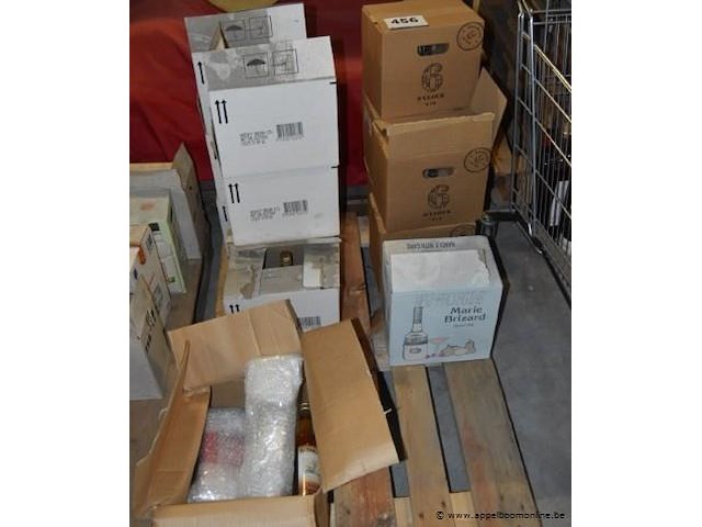 Pallet inhoudend diverse dranken wo. whisky likeur, whisky dream, 17% - afbeelding 1 van  3