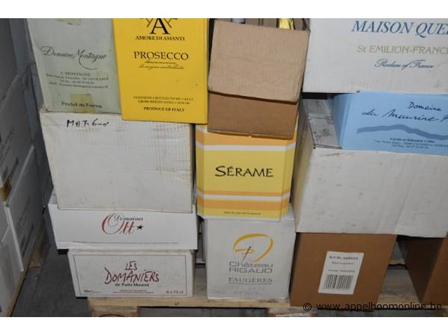 Pallet inhoudend diverse dranken wo. wijn - afbeelding 2 van  4