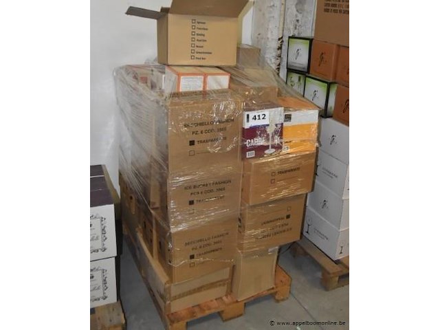 Pallet inhoudend wo. diverse glaswerk - afbeelding 1 van  2