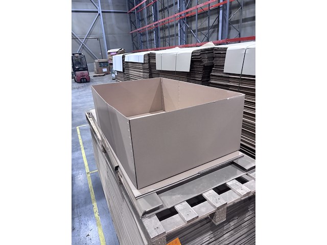 Pallet kartonnen dozen - afbeelding 2 van  2