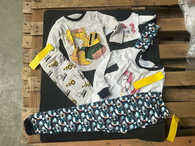Pallet kinder pyjama’s - afbeelding 4 van  4