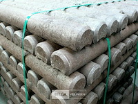 Pallet kunststof palissadepalen bruin - afbeelding 1 van  10