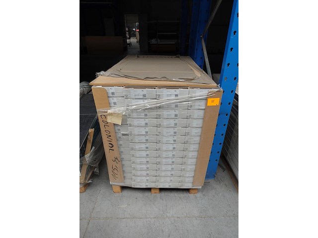 Pallet laminaat - afbeelding 1 van  3