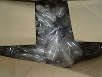 Pallet lege shampoo flesjes - afbeelding 3 van  4