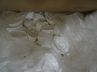 Pallet lege shampoo flesjes - afbeelding 4 van  4