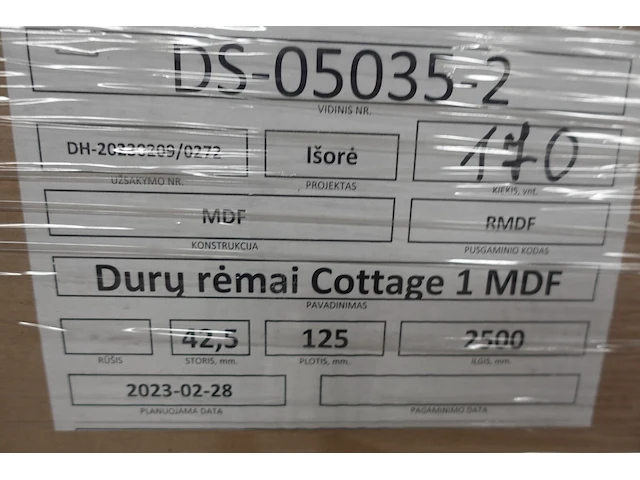 Pallet mdf deurkozijnen - afbeelding 2 van  3
