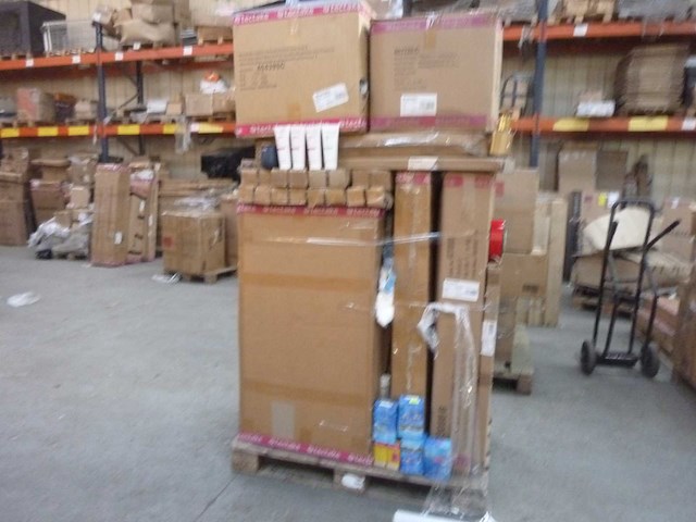 Pallet met 40 artikelen, klantretour amazon klasse c - afbeelding 1 van  4