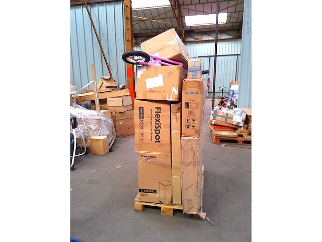 Pallet met 40 artikelen, klantretour amazon klasse c - afbeelding 4 van  4