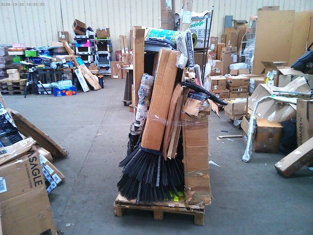 Pallet met 40 artikelen, klantretour amazon klasse c - afbeelding 1 van  4