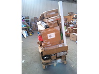 Pallet met 40 artikelen, klantretour amazon klasse c - afbeelding 4 van  4
