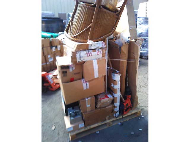 Pallet met 40 artikelen, klantretour amazon klasse c - afbeelding 3 van  4