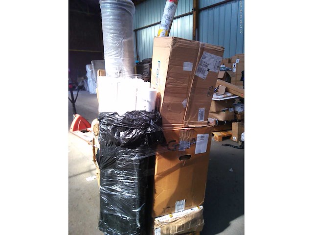 Pallet met 40 artikelen, klantretour amazon klasse c - afbeelding 3 van  6